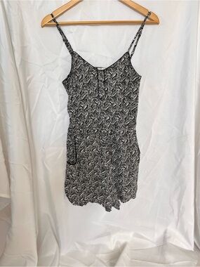 Dynamite Black & White Abstract Printed Romper